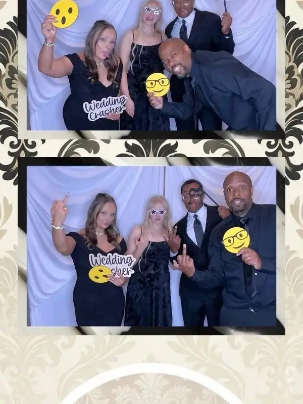 Three guests in a 256Snap custom frame